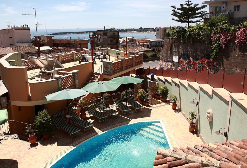 Villa Cristina Giardini Naxos Ngoại thất bức ảnh