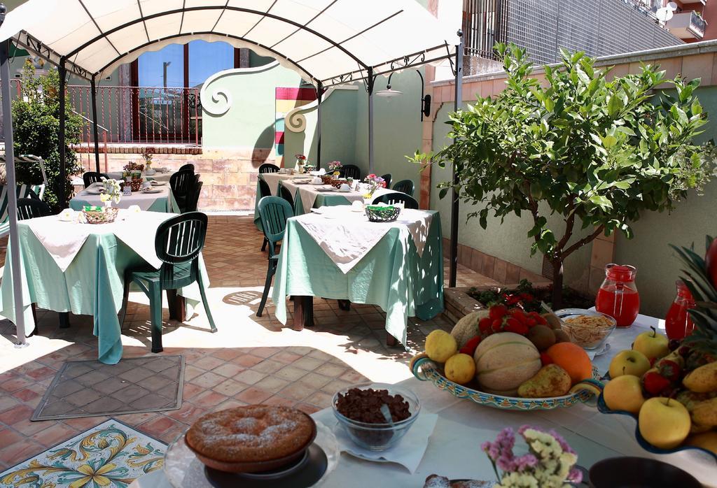 Villa Cristina Giardini Naxos Ngoại thất bức ảnh