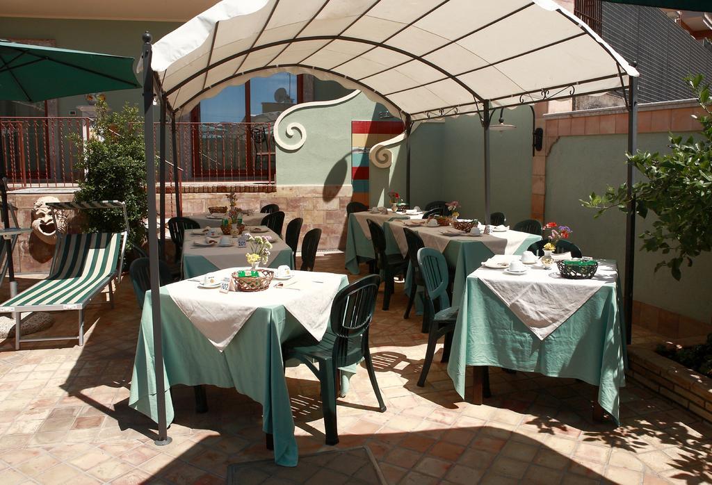 Villa Cristina Giardini Naxos Ngoại thất bức ảnh
