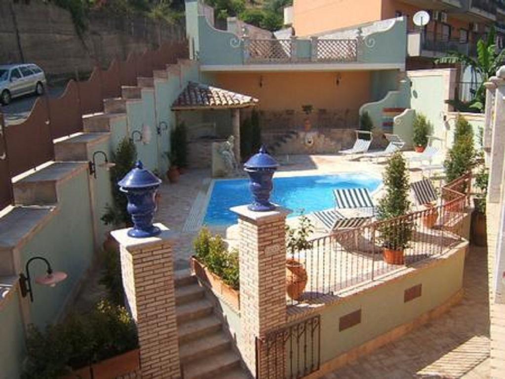 Villa Cristina Giardini Naxos Ngoại thất bức ảnh