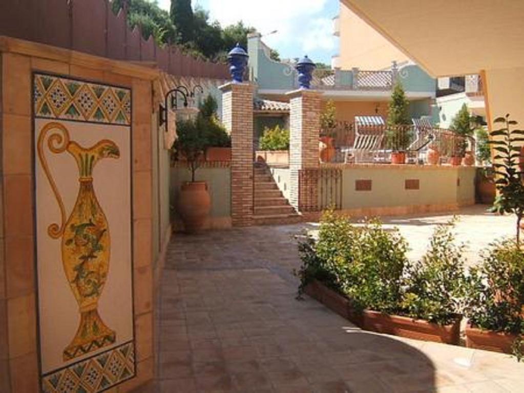 Villa Cristina Giardini Naxos Ngoại thất bức ảnh