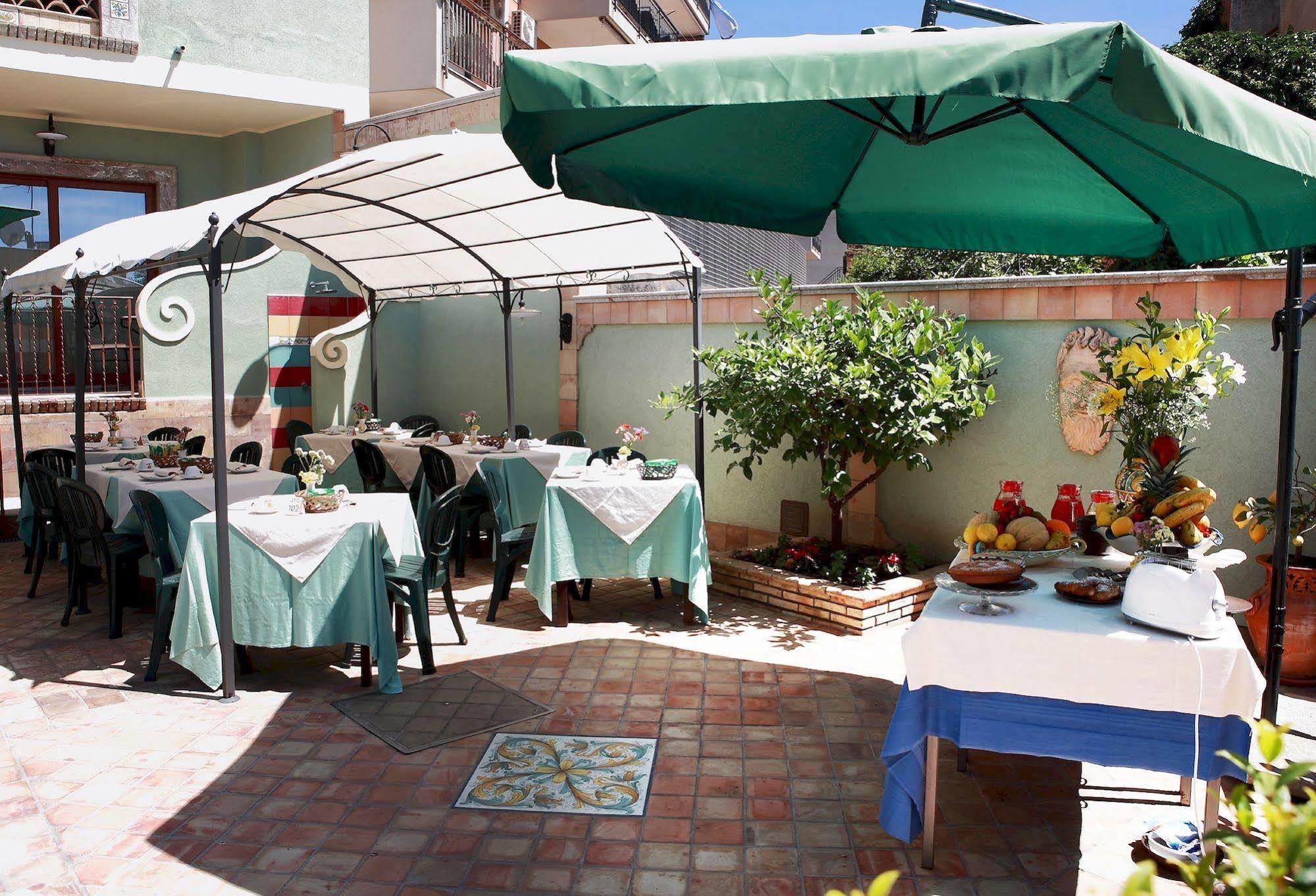 Villa Cristina Giardini Naxos Ngoại thất bức ảnh